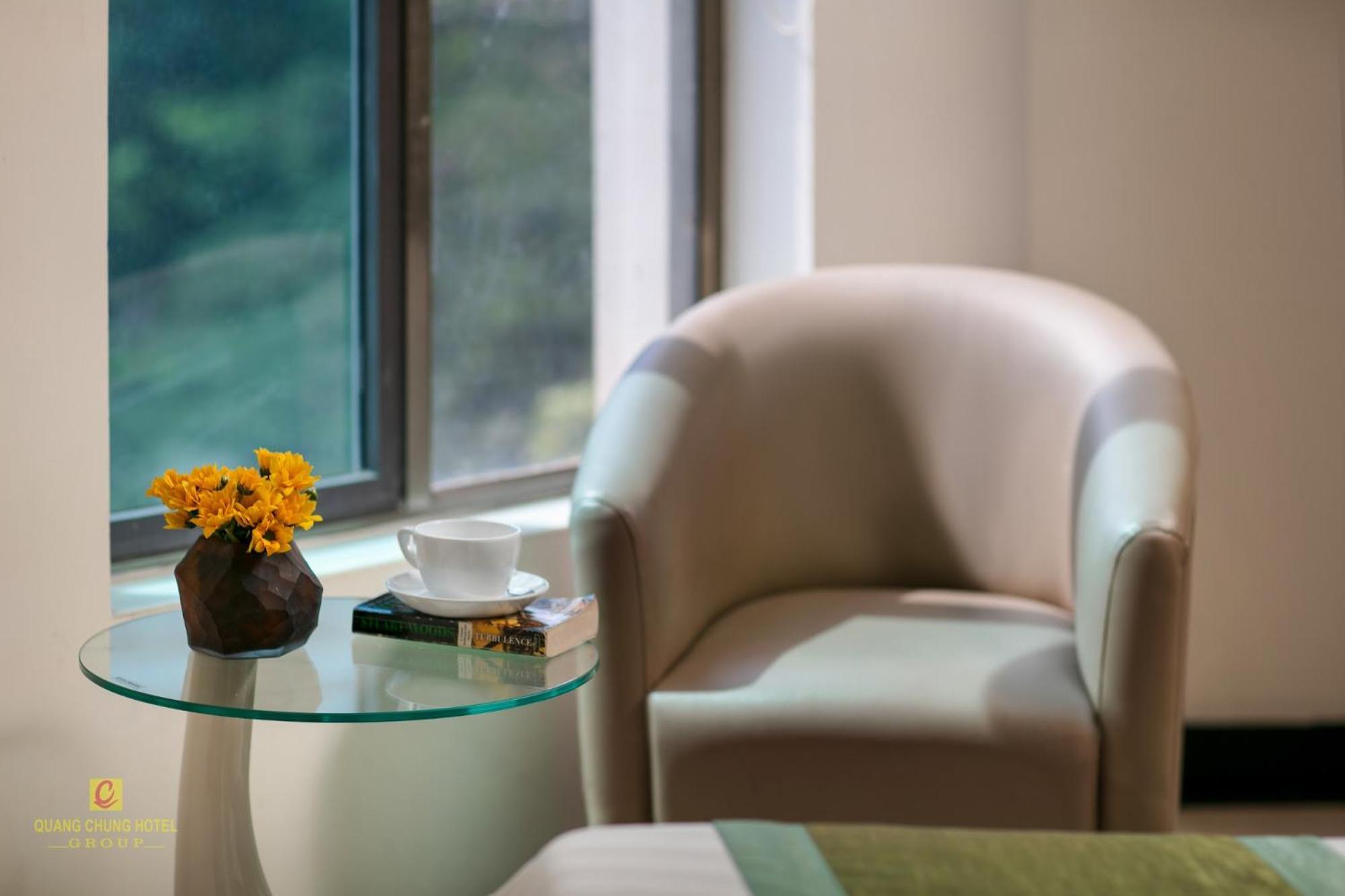 Nhan Hoa Hotel Hanoï Extérieur photo